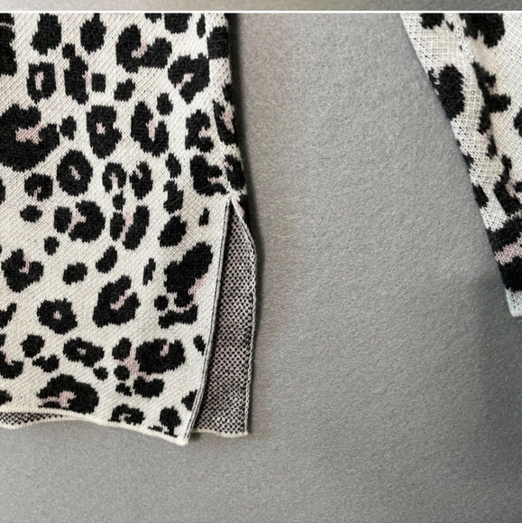 LOFT Animal Print Mock Neck Sweater - Picture 6 of 7
